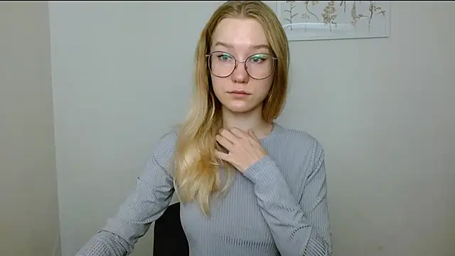 cindi hot online show from 09.25.25