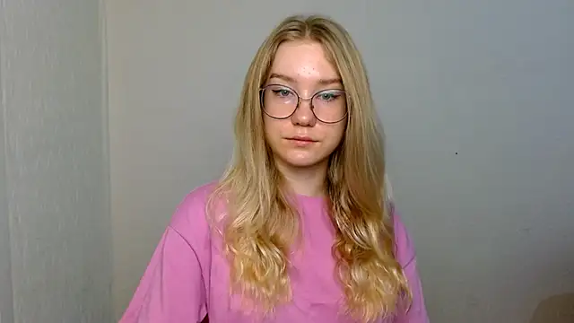 cindi hot online show from 11.28.25