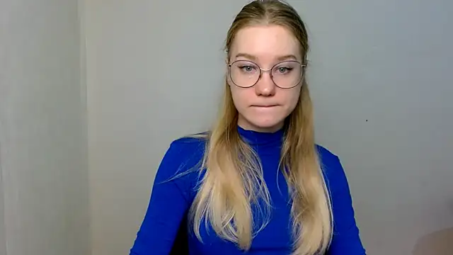 cindi hot online show from 12.17.25