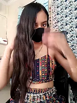 Parinaaz18 online show from 09.19.25