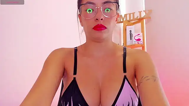 EmillySanders online show from 03.07.25