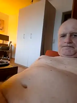 Milkasahne64 online show from 02.06.26