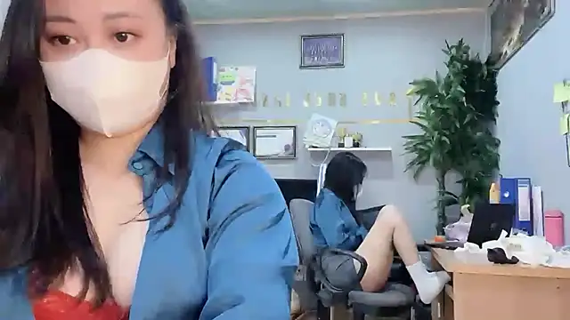 Snapshot of Bamboo_Swetie chatting on 01.13.25 Bamboo Swetie online show from 01.13.25