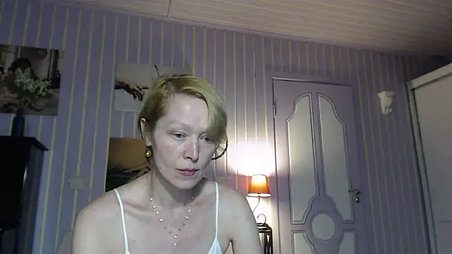 Snapshot of Marquise555 chatting on 05.20.26 Marquise555 online show from 05.20.26