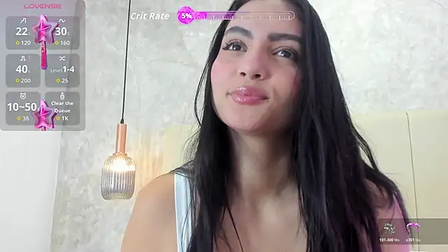 Snapshot of kareena_basu chatting on 11.12.25 kareena basu online show from 11.12.25