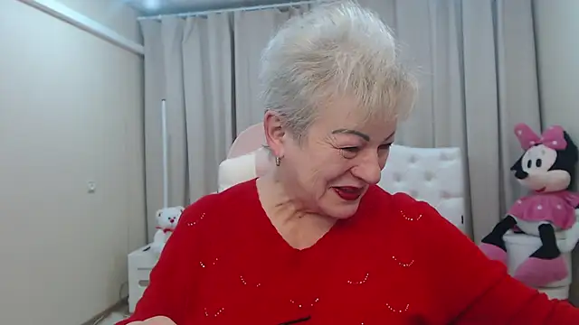 KayleSmoll online show from 02.18.26