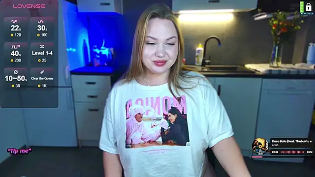 Snapshot of -LinaLove- chatting on 03.21.25 -LinaLove- online show from 03.21.25