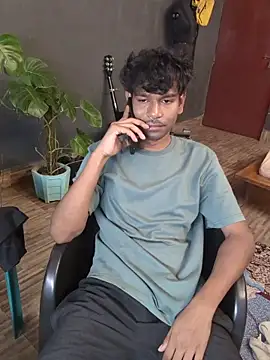 Snapshot of richardjames95 chatting on 10.13.25 richardjames95 online show from 10.13.25