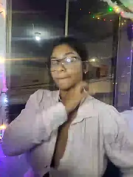 Sofythom1 online show from 12.05.24