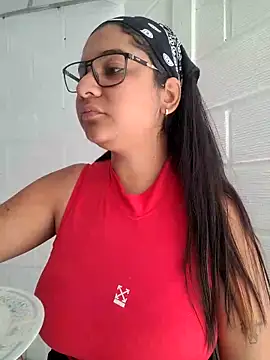 Sofythom1 online show from 03.13.25