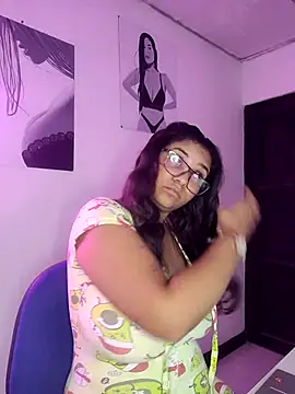 Sofythom1 online show from 03.19.25