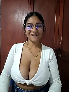 Sofythom1 online show from 02.11.26