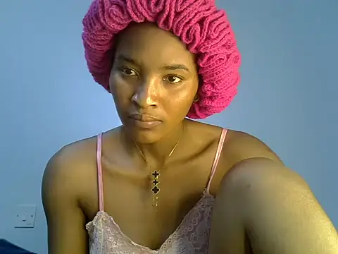 Snapshot of cute-alexis chatting on 11.22.25 cute-alexis online show from 11.22.25