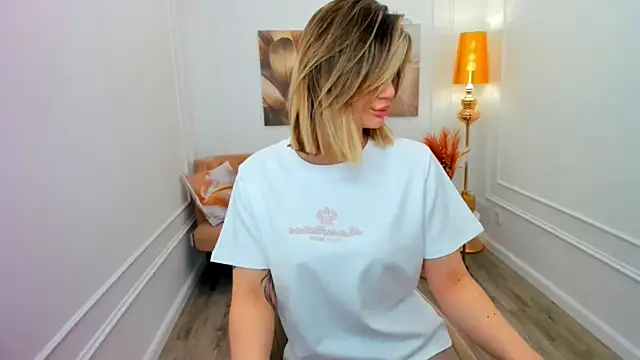 SelenaeMoore online show from 03.30.26