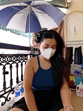 lyna bl online show from 11.25.25