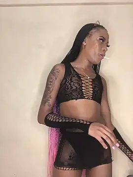 Snapshot of Kylie_Hairy_Bbc chatting on 02.09.25 Kylie Hairy Bbc online show from 02.09.25