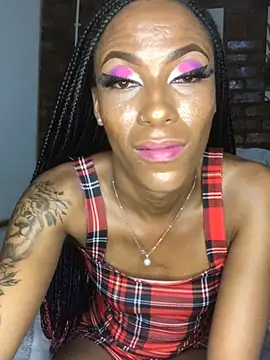 Snapshot of Kylie_Hairy_Bbc chatting on 02.16.25 Kylie Hairy Bbc online show from 02.16.25