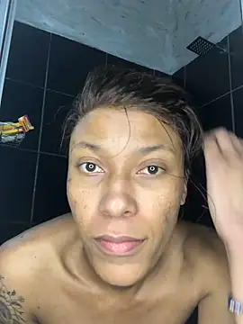 Snapshot of Kylie_Hairy_Bbc chatting on 10.12.25 Kylie Hairy Bbc online show from 10.12.25