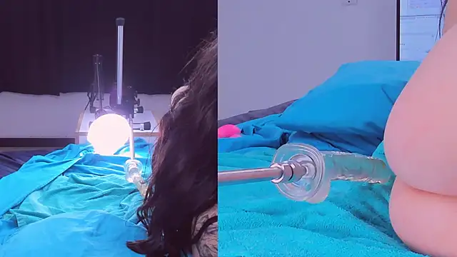 Snapshot of Kinky_Cloe chatting on 12.12.24 Kinky Cloe online show from 12.12.24