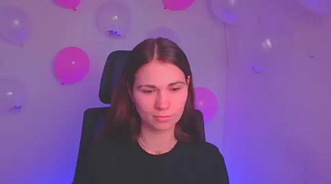 Loon Amore online show from 02.13.25