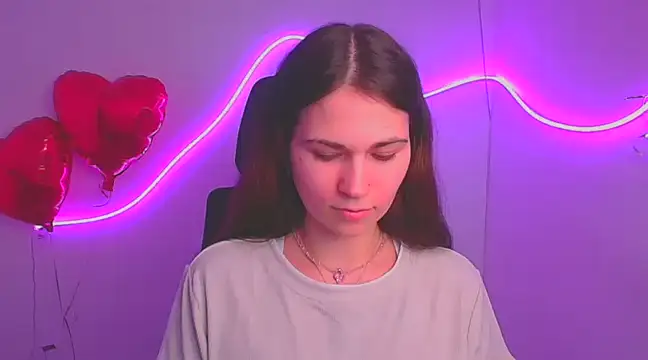 Loon Amore online show from 03.09.25