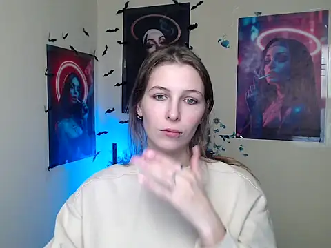 Snapshot of StrangerGi chatting on 11.25.25 StrangerGi online show from 11.25.25