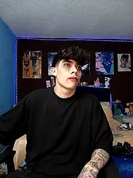 Snapshot of thiagomurphyy chatting on 11.01.25 thiagomurphyy online show from 11.01.25