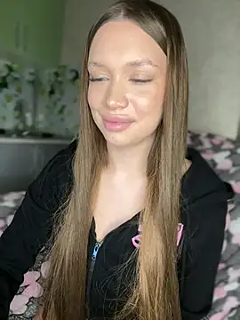 Snapshot of bunnyrich chatting on 02.22.25 bunnyrich online show from 02.22.25