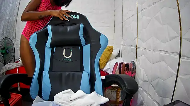 Mendoza Amaranata online show from 03.02.25