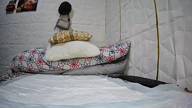 Mendoza Amaranata online show from 10.10.25