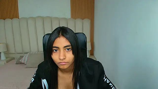 shaneelle online show from 02.13.26