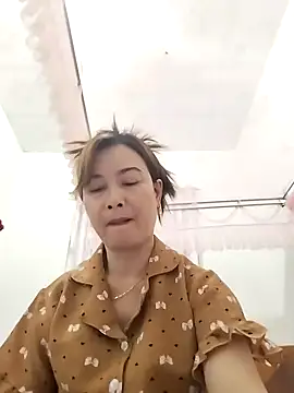 Sexy-ladyboobs20 online show from 12.31.24