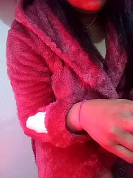 Snapshot of katymojadit chatting on 01.15.25 katymojadit online show from 01.15.25