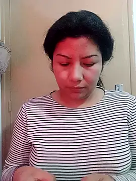 Snapshot of katymojadit chatting on 01.19.25 katymojadit online show from 01.19.25