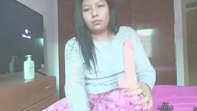 Snapshot of katymojadit chatting on 01.30.25 katymojadit online show from 01.30.25