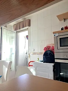 Snapshot of katymojadit chatting on 11.28.25 katymojadit online show from 11.28.25