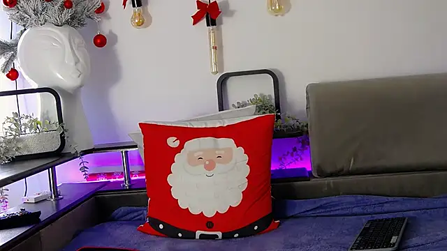 Snapshot of CarterCole chatting on 01.05.25 CarterCole online show from 01.05.25