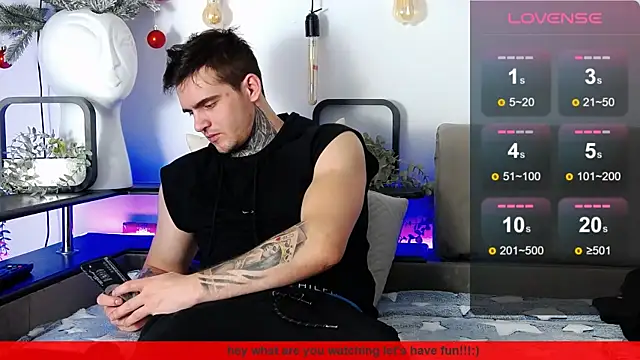 Snapshot of CarterCole chatting on 01.16.25 CarterCole online show from 01.16.25