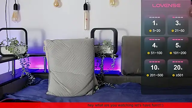 Snapshot of CarterCole chatting on 01.17.25 CarterCole online show from 01.17.25