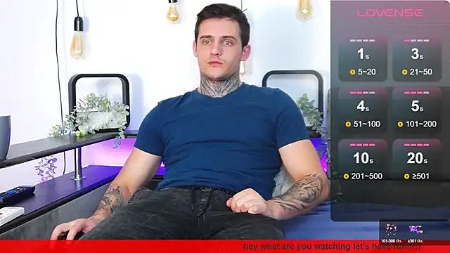 Snapshot of CarterCole chatting on 01.30.25 CarterCole online show from 01.30.25