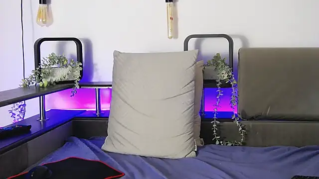 Snapshot of CarterCole chatting on 01.31.25 CarterCole online show from 01.31.25