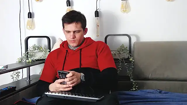 Snapshot of CarterCole chatting on 02.02.25 CarterCole online show from 02.02.25