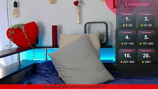 Snapshot of CarterCole chatting on 02.10.25 CarterCole online show from 02.10.25