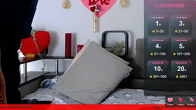 Snapshot of CarterCole chatting on 02.17.25 CarterCole online show from 02.17.25