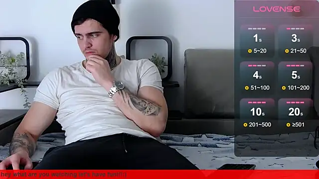 Snapshot of CarterCole chatting on 02.22.25 CarterCole online show from 02.22.25