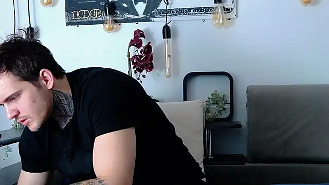 Snapshot of CarterCole chatting on 03.01.25 CarterCole online show from 03.01.25