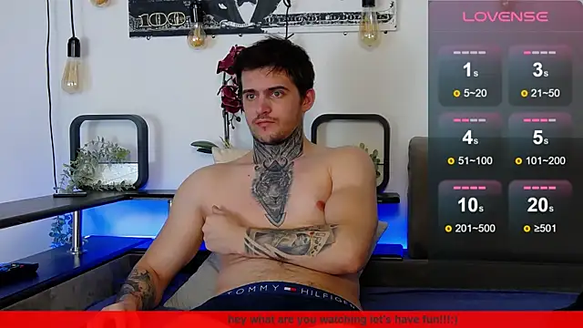 Snapshot of CarterCole chatting on 03.06.25 CarterCole online show from 03.06.25