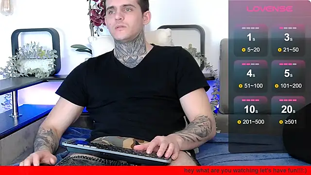 Snapshot of CarterCole chatting on 03.21.25 CarterCole online show from 03.21.25