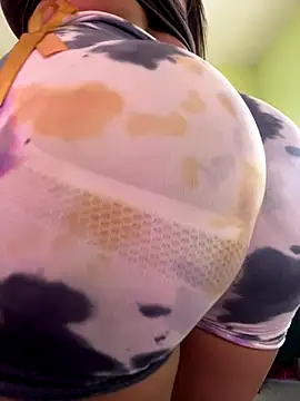 izanmiller2001 online show from 10.02.25