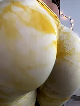 izanmiller2001 online show from 01.05.26